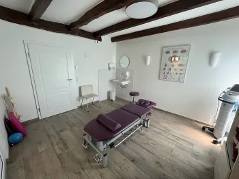 Ein typischer Behandlungsraum eines Physiotherapeuten